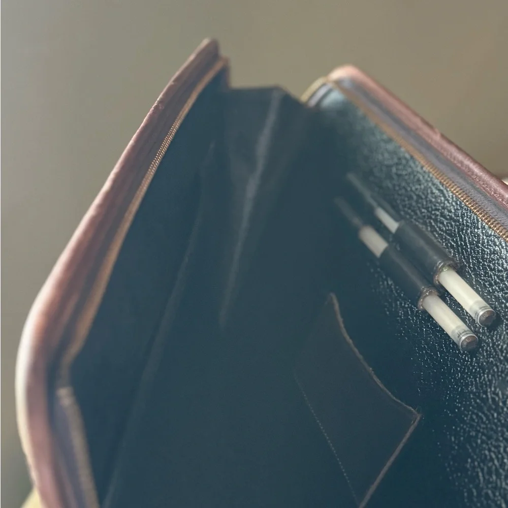 Coach Brown Leather Portfolio, Briefcase Classic Design